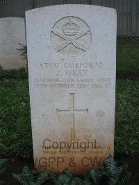 Dar Es Salaam War Cemetery - Wray, J